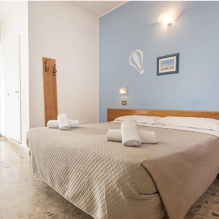 Hotel Santiago Rimini Luaran gambar