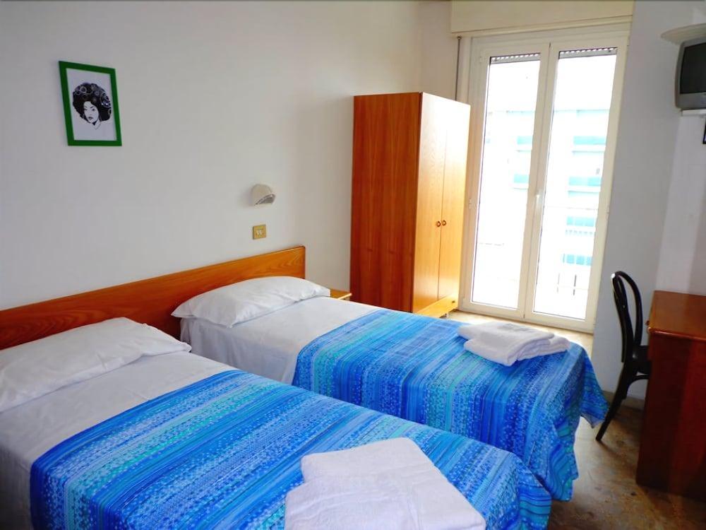 Hotel Santiago Rimini Luaran gambar