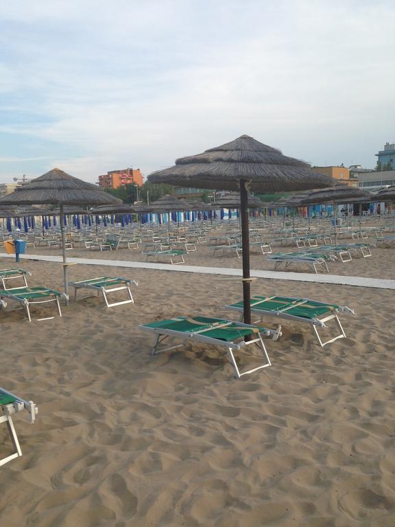 Hotel Santiago Rimini Luaran gambar